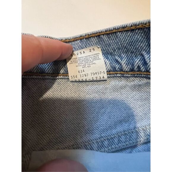 Levi’s 910 Classic Fit Jean Shorts 5 - Picture 5 of 12